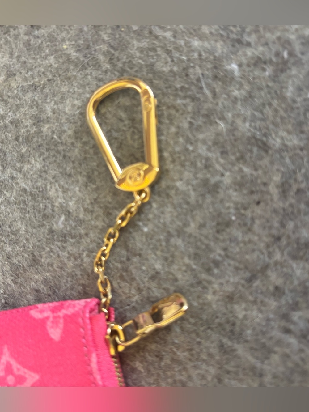 Louis Vuitton Pink Monogram Key Pouch with Gold Hardware, BRAND NEW - Picture 3 of 5